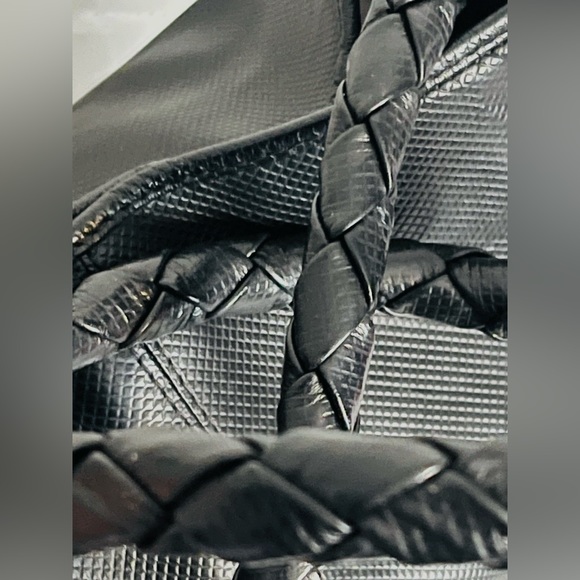 Bottega Veneta Black Leather shoulder bag  Purse Large handbag w Strap - Picture 4 of 15